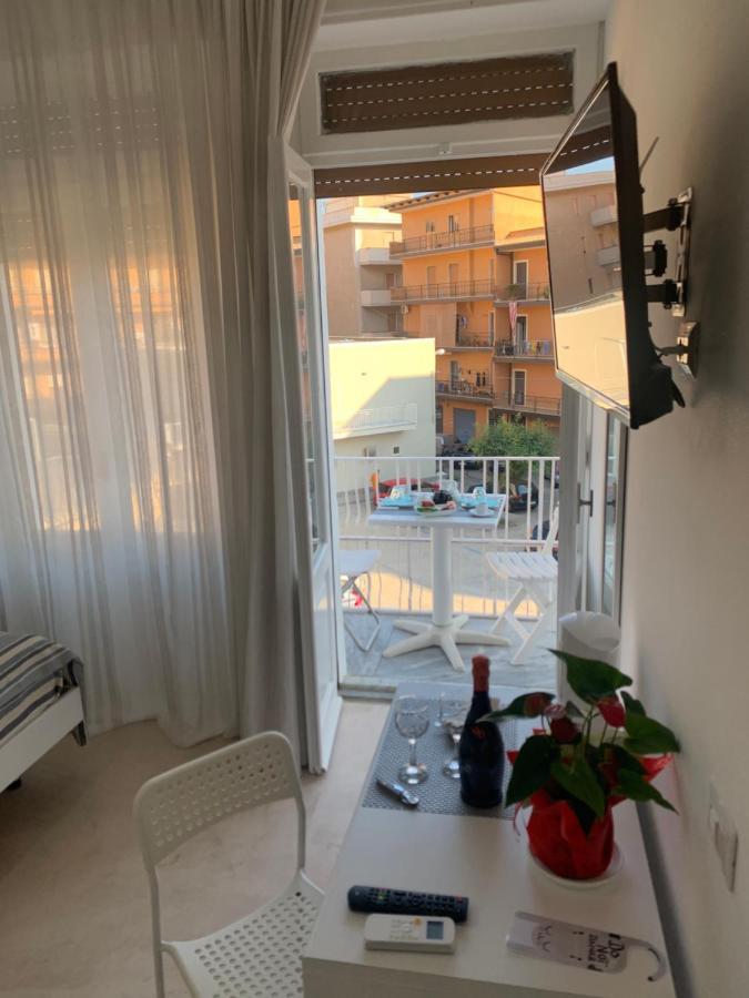 Bed and Breakfast La Piazza Beb à Tropea Extérieur photo