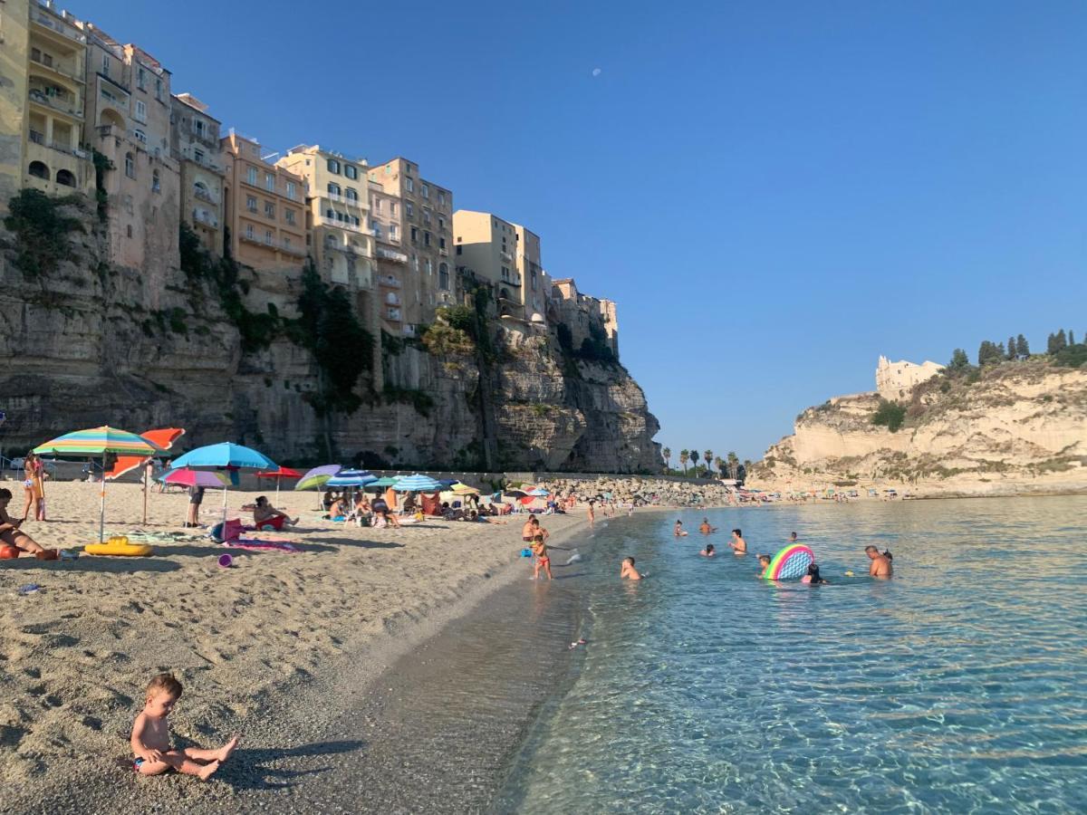 Bed and Breakfast La Piazza Beb à Tropea Extérieur photo